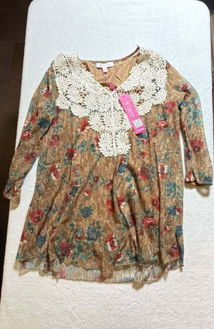 Ultra Pink Floral Print Long Sleeve Tunic Blouse with Crochet Lace V-Neck
